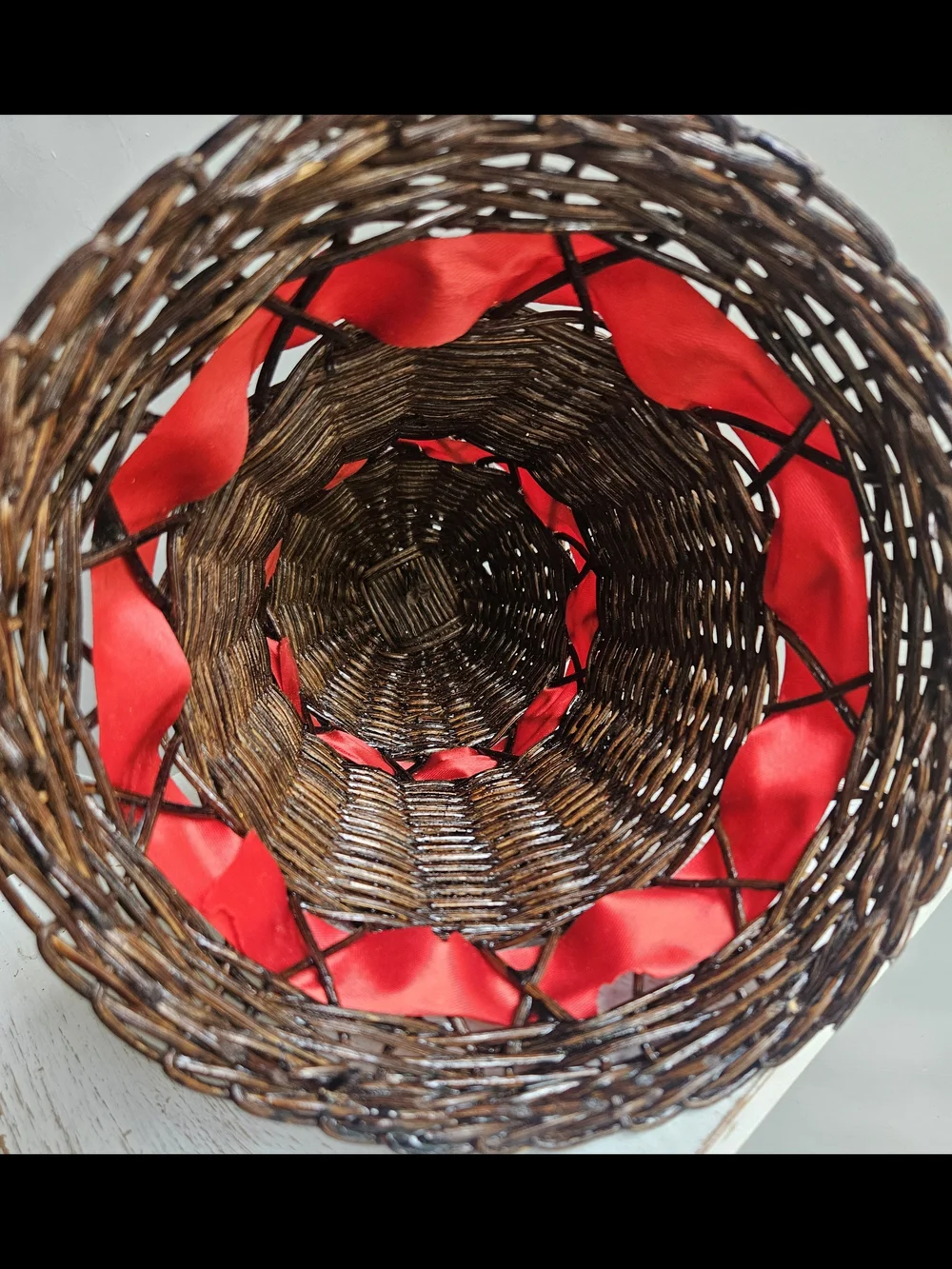 Source Unknown Brown Woven Bell Holiday Ornaments with Red Trim
